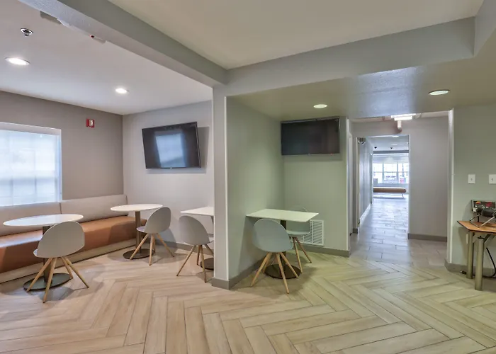 Hotel Mainstay 4*